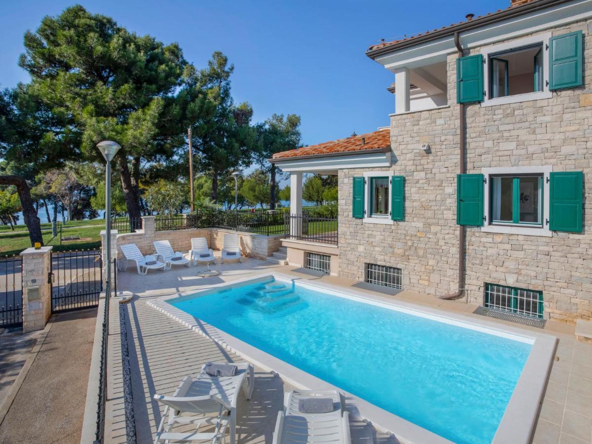 Holiday Home Villa Beach Front By Interhome Savudrija Εξωτερικό φωτογραφία